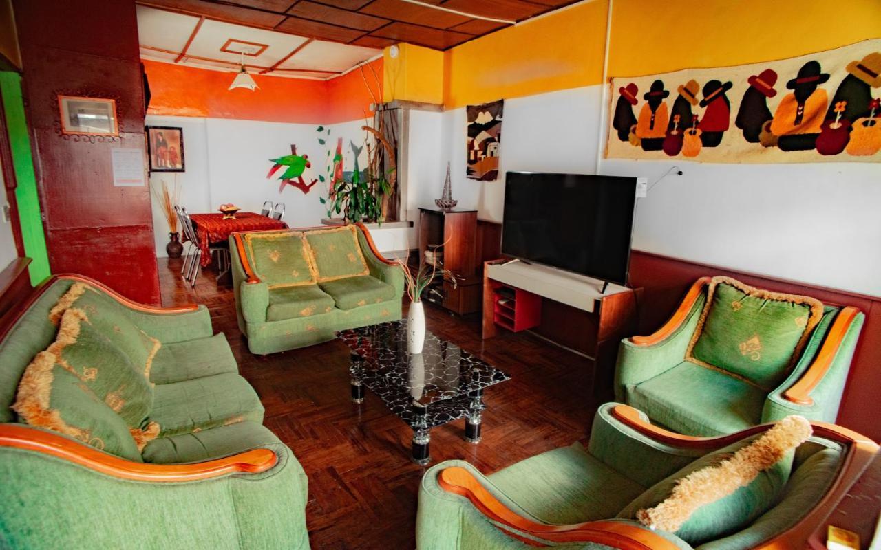Colonial House 2* Quito