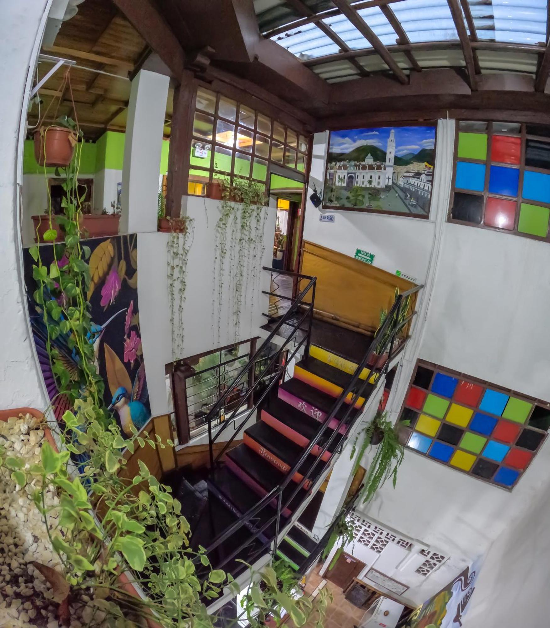 Pensión Colonial House Quito