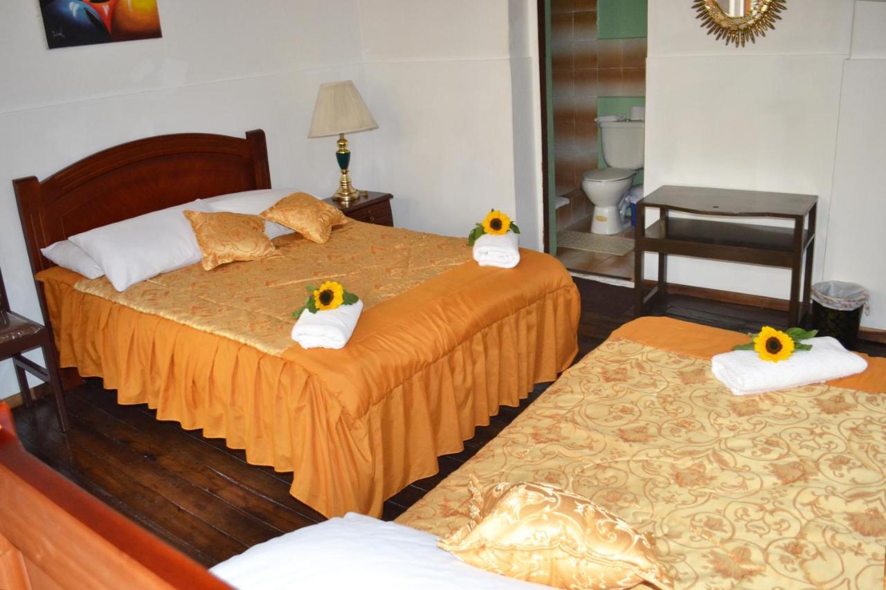 Pensión Colonial House